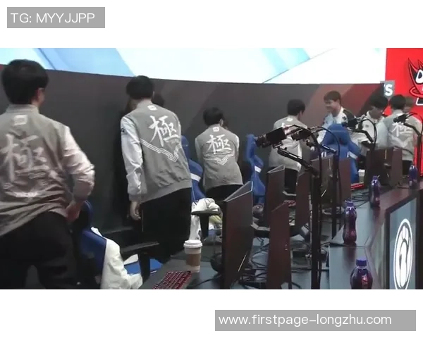 和平精英热议IG战术争议背后的团队协作与决策分析