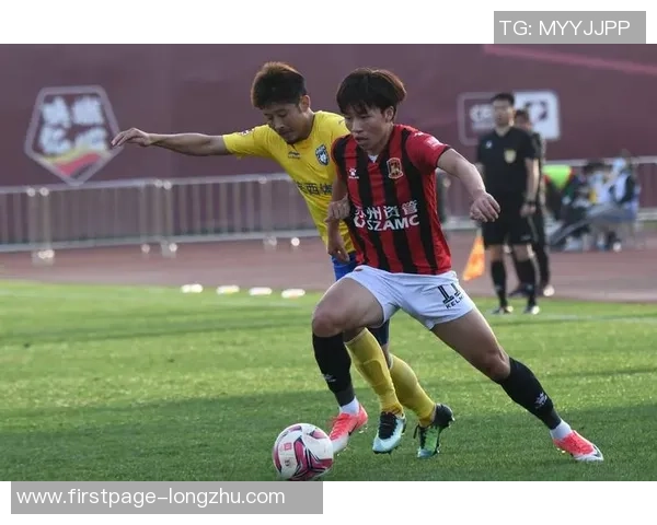 大秦之水与上海申鑫的激烈对决展现足球魅力与团队精神的巅峰较量